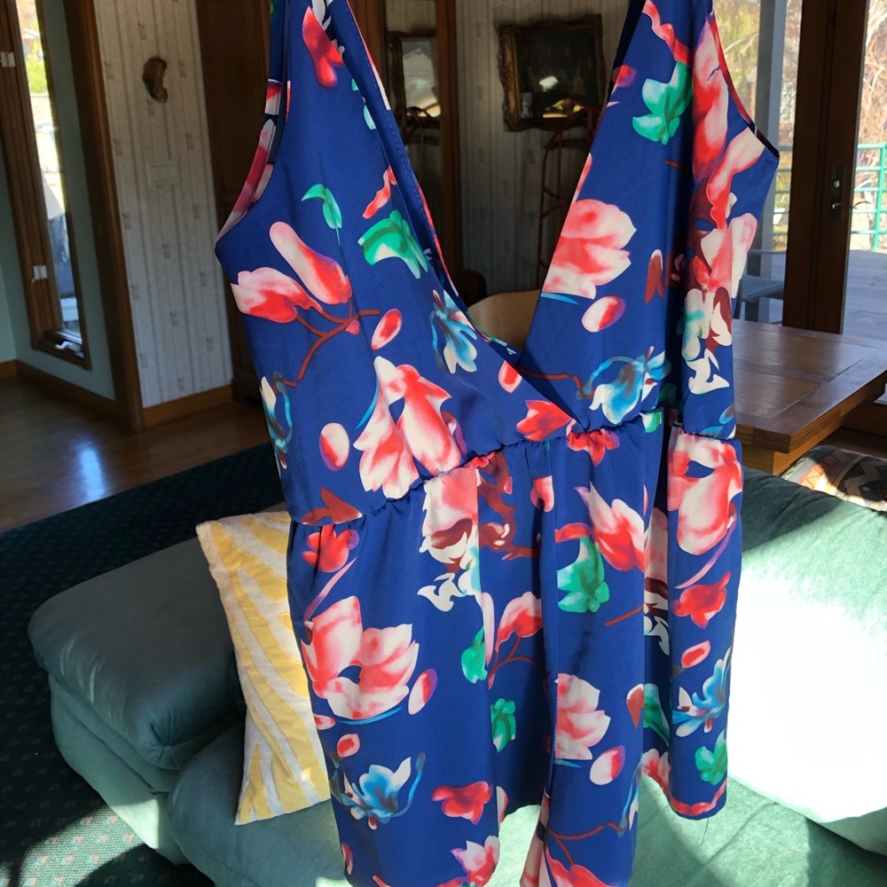 Boutique Floral Romper (never been worn)